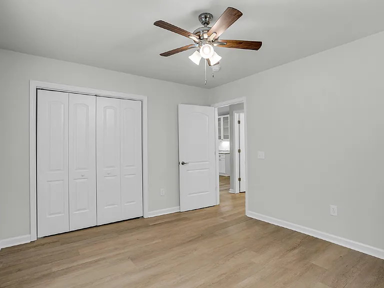 2108 California Ave — Photo 22