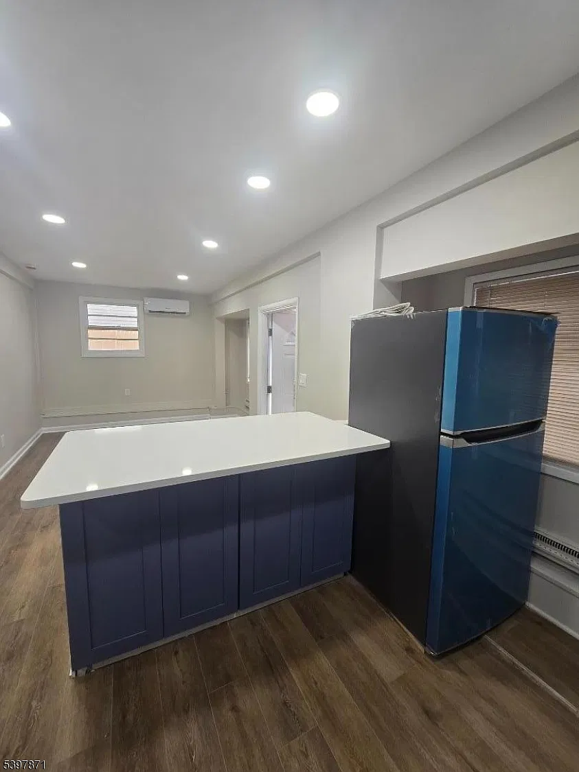 223 Halsey Rd — Photo 4