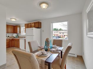 Apartments at Waterford, York, PA 17402