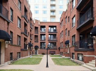 900 W Winona St APT G, Chicago, IL 60640