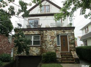 15733 12th Rd, Beechhurst, NY 11357