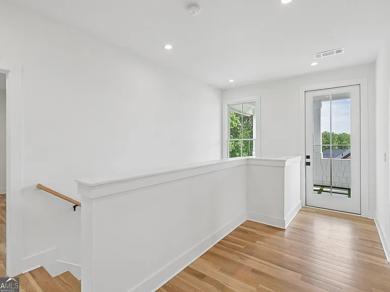 1150 Blair Ln — Photo 44