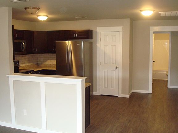 2nd image of 138 Joyner Dr