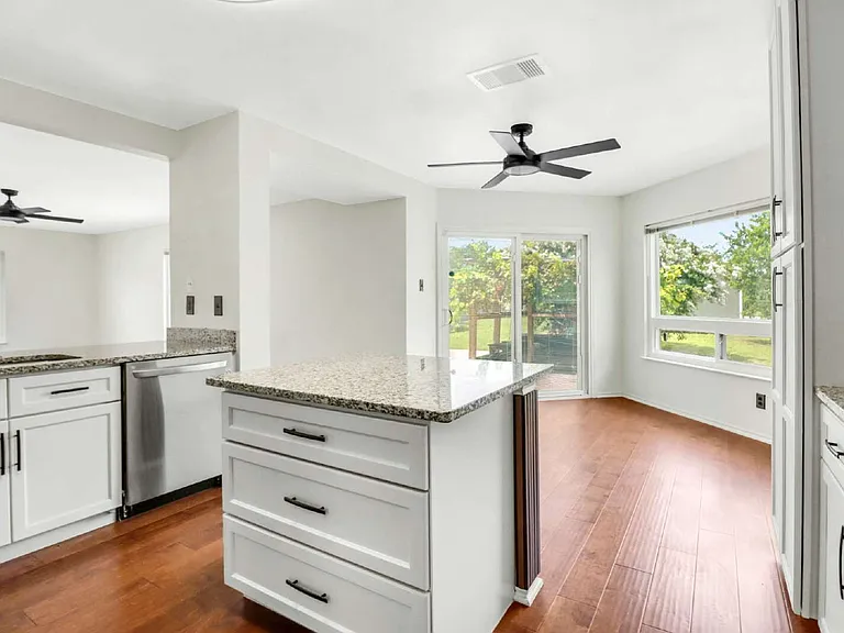 5923 Walnut Mill Dr — Photo 14