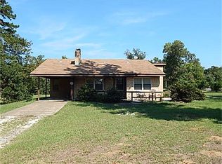 440 Rayon Rd, Livingston, TX 77351
