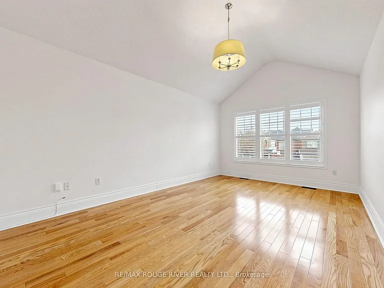 38 Port Union Rd — Photo 16