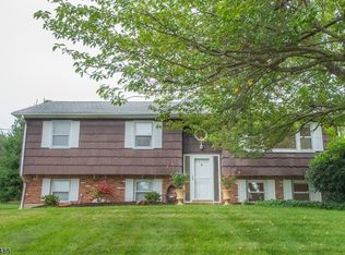 25 Kenmar Rd, Budd Lake, NJ 07828