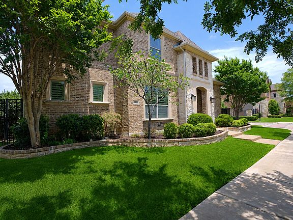 2nd image of 3801 Plum Vista Pl
