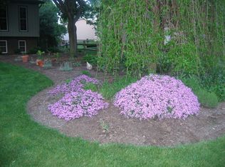 2772 Highline Dr, Mogadore, OH 44260