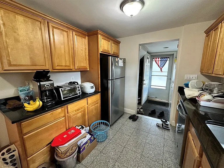 8 North St #1 — Photo 7