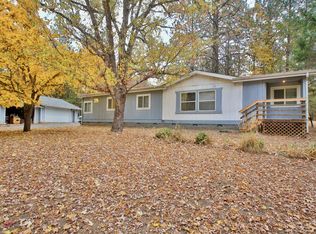 7045 Monument Dr, Grants Pass, OR 97526