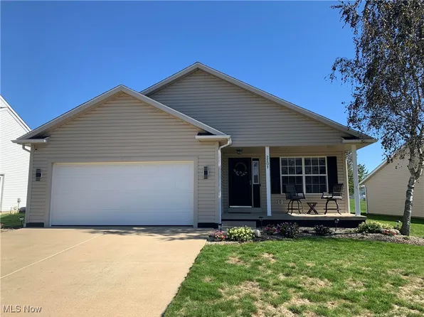 2501 Captens St NE, Canton, OH 44721