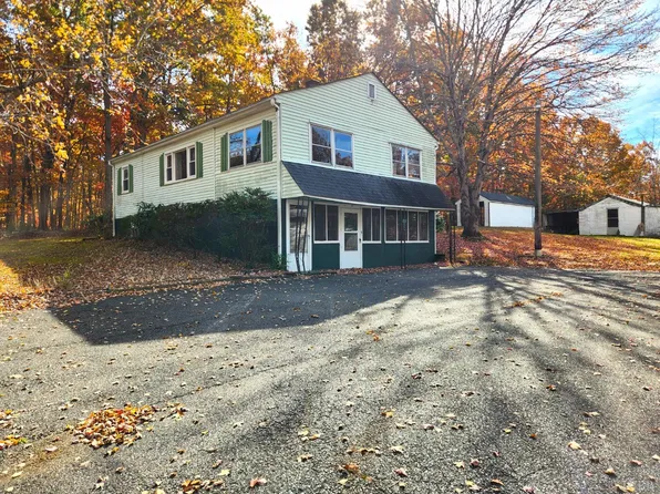 369 Pine Acres Dr, Lynchburg, VA 24504