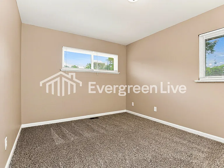 11540 Fitchburg Ln — Photo 9