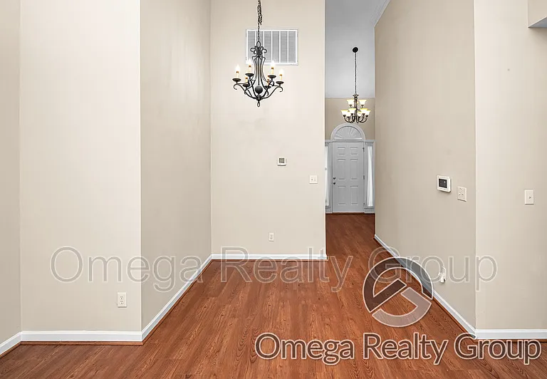 2161 Parsons Dr — Photo 8
