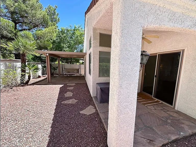 1810 Stablegate Ave — Photo 10