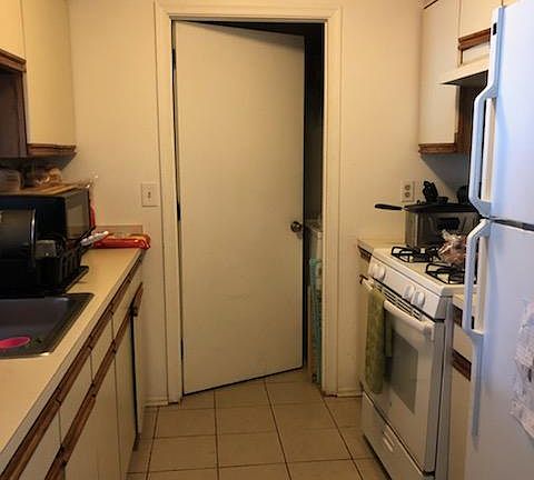 4th image of 79 Sussex Pl #1101