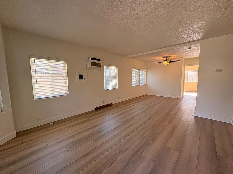 15635 Curtis Ave #1 — Photo 4