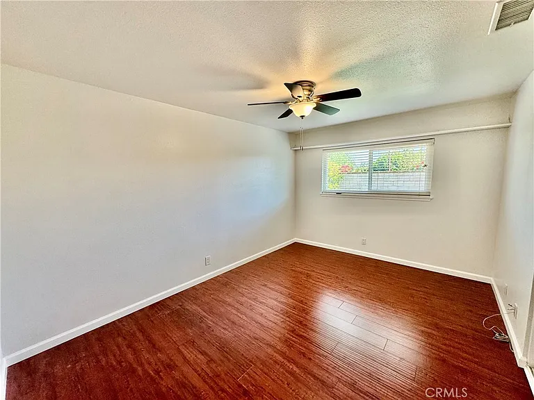 18572 Avolinda Dr — Photo 29