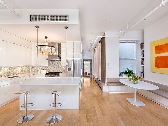 3rd image of 56 Warren St APT 5-E