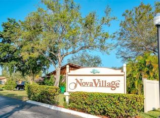 2230 Nova Village Dr, Fort Lauderdale, FL 33317