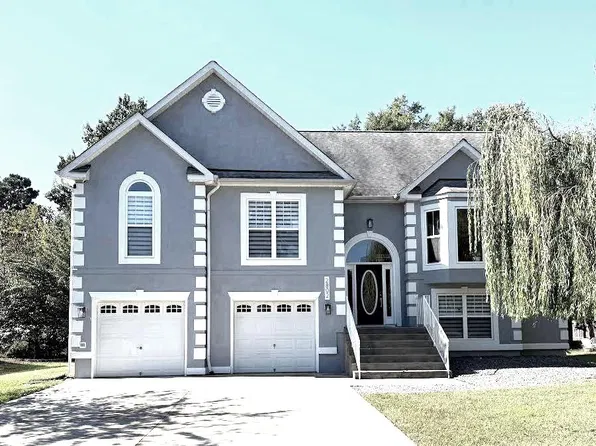 2802 Dwight Ave, Colonial Beach, VA 22443