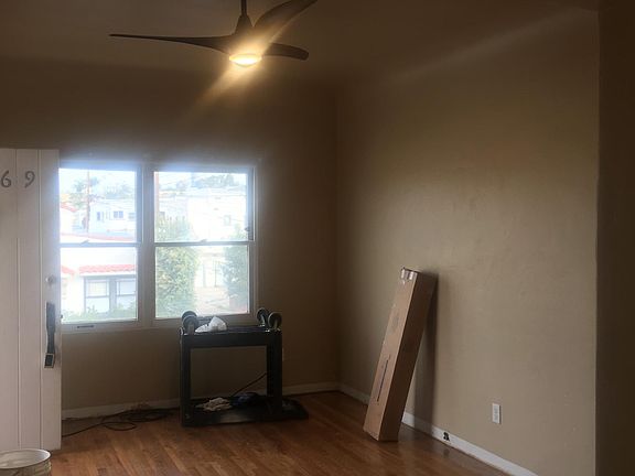 4th image of 2567 Wightman St