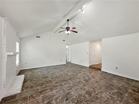 2nd image of 1550 Sunset Dr