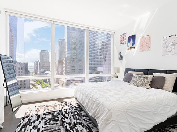 5th image of 111 Murray St #25B