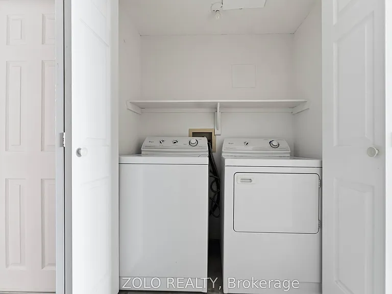 2759 Carousel Cres #501 — Photo 13
