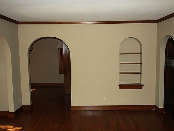 Living Room to Dining