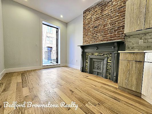 2nd image of 1167 Dean St #2C