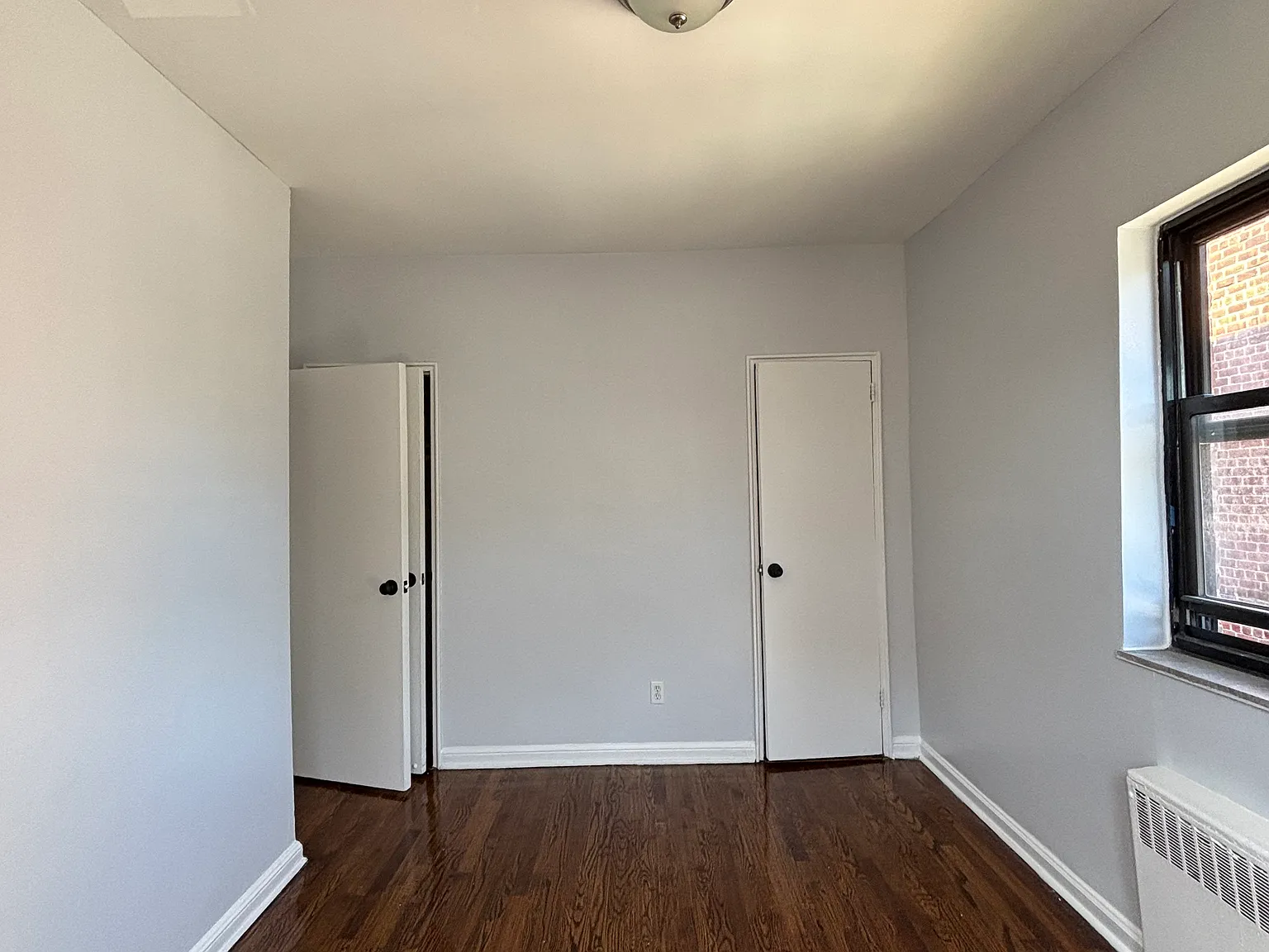6245 Broadway — Photo 3