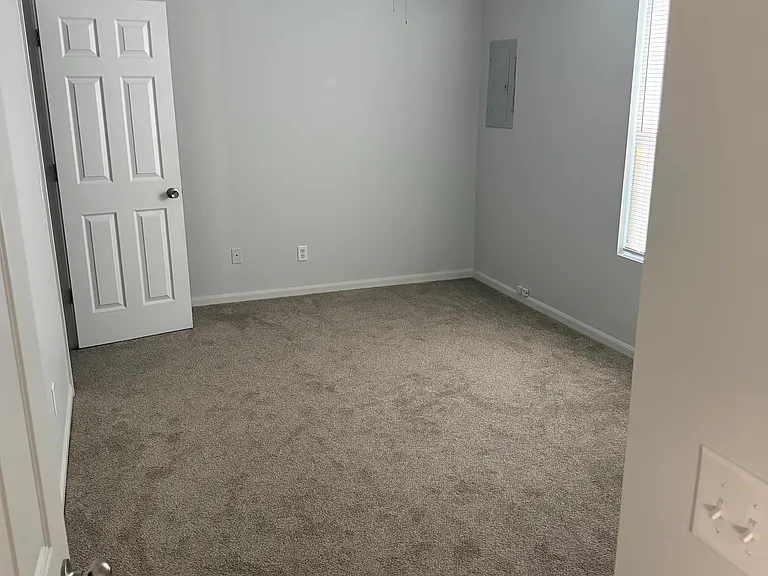 404 E Morgan Dr #B — Photo 4