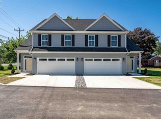 12 N Beach St, Port Clinton, OH 43452