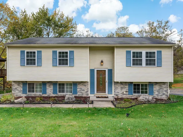 1481 Abers Creek Rd, Pittsburgh, PA 15239