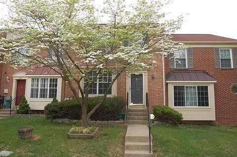 1st image of 8212 Londonderry Ct #1
