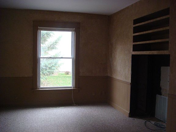 5th image of 225 N Perry St