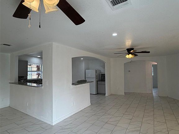 2nd image of 9210 Tacquard Dr