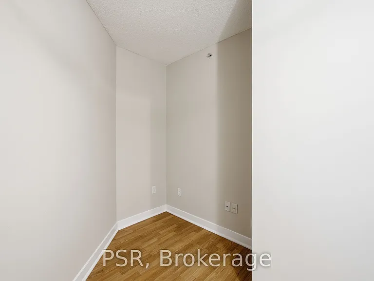 5740 Yonge St #210 — Photo 9