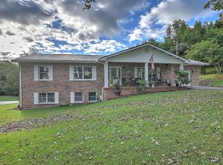 531 Banners Corner Rd, Castlewood, VA 24224