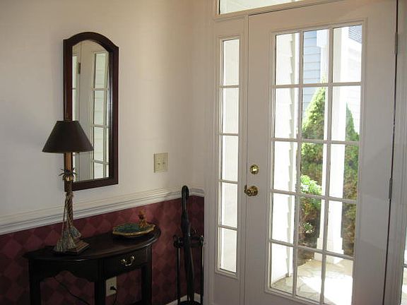 2nd image of 164 Brookshire Cir #B3