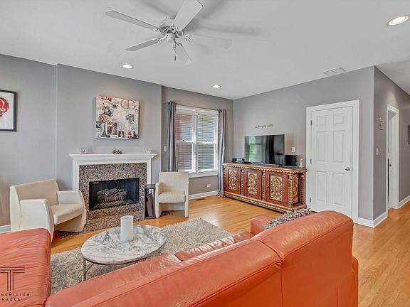 2nd image of 5834 N Paulina St #2
