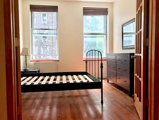 Rented by Keller Williams NYC | media 25