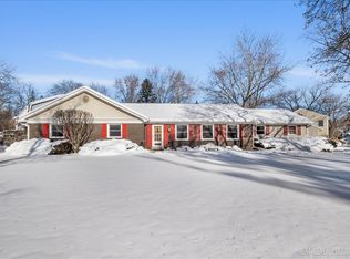 6S335 Concord Rd, Naperville, IL 60540