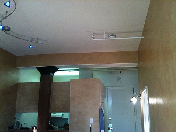 3rd image of 1010 Race St APT 7G