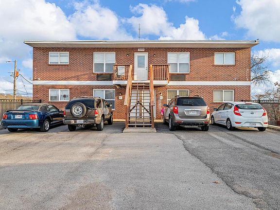3rd image of 3392 High Ridge Blvd
