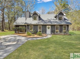 100 Quail Dr, Richmond Hill, GA 31324