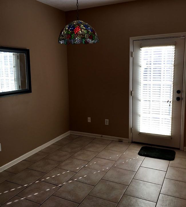 2nd image of 203 Lakebrink Dr
