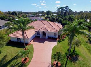 373 Bob Cir, Sebastian, FL 32958